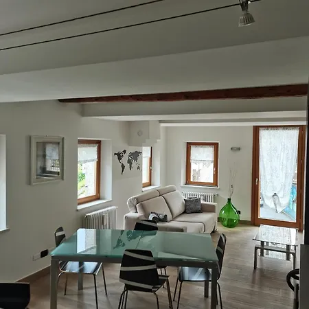 Nancy House Longarone